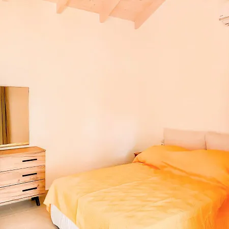 Dom wakacyjny Lefkada House With Private Yard Parking 2 *
