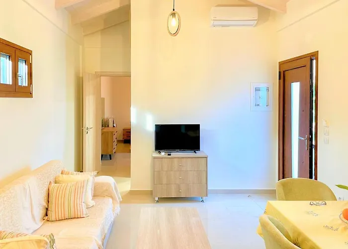 Lefkada House With Private Yard Parking 2 * Νυδρί